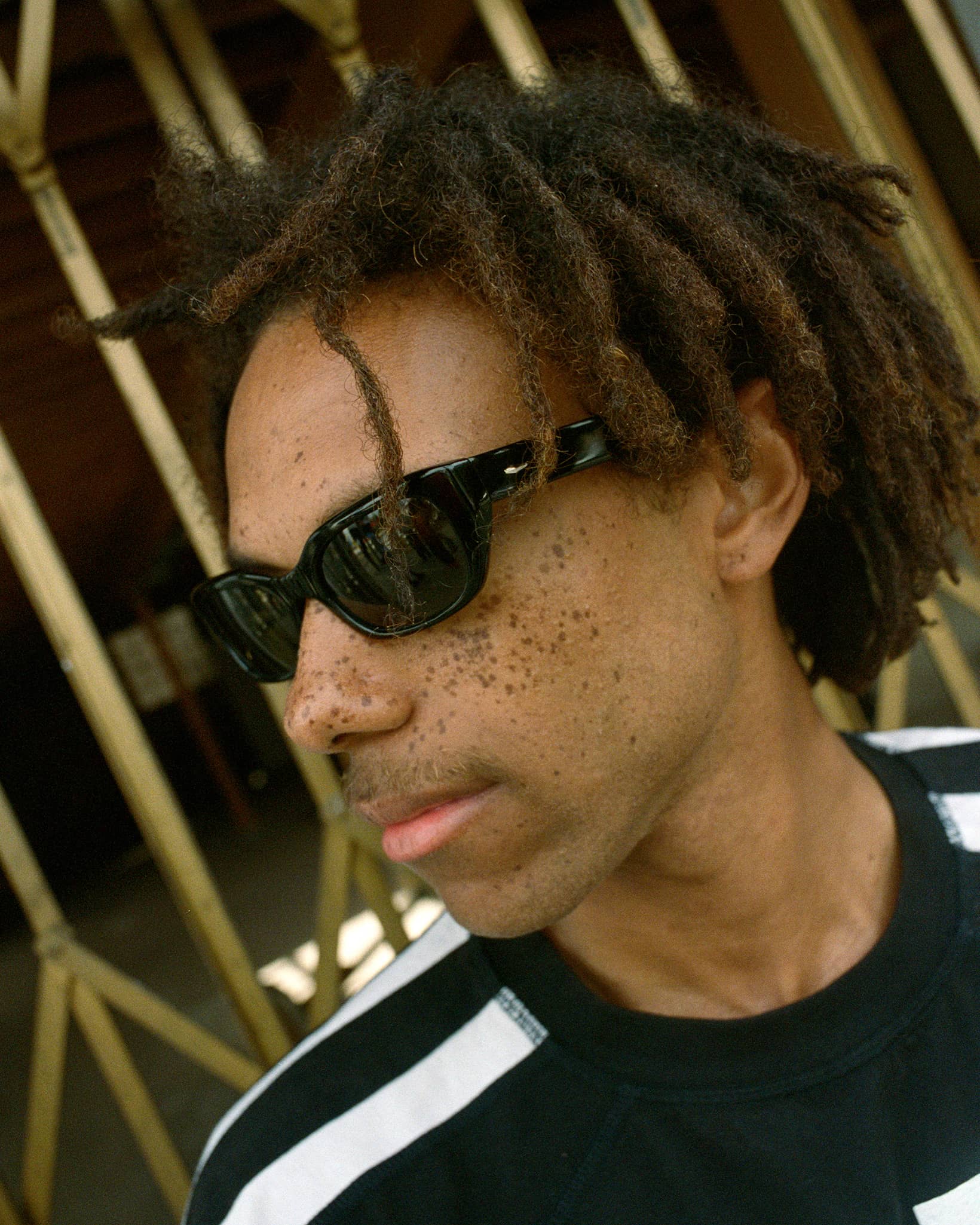 The Gothic Breeze - Black Bio Polarized - Image 3