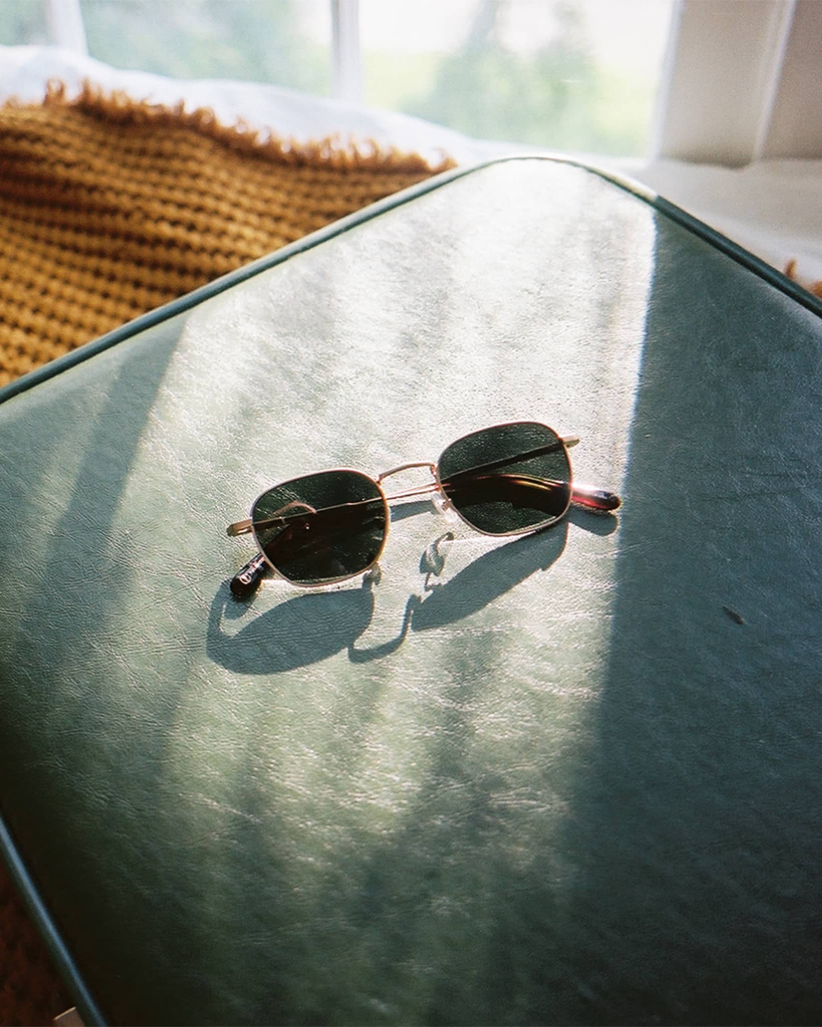 The Groove Pilot - Gold Polarized - Image 3