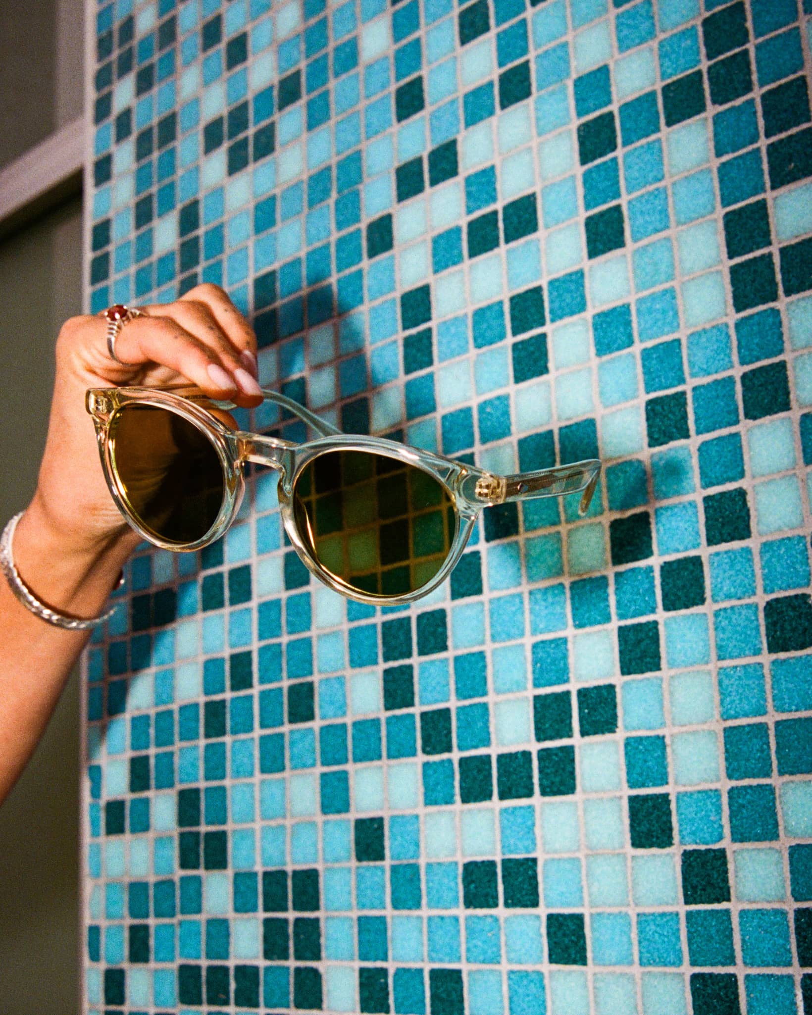The Shake Appeal - Champagne Bio Polarized - Image 4